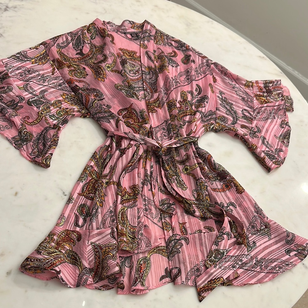 Victoria's Secret Pink Floral Kimono (New)